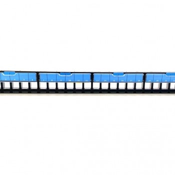 EIGHT Blank Vertical 1U 24 Port 配線架, PPCATB24