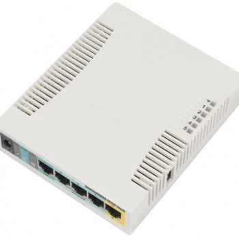 MikroTik 5 Ports WiFi 路由器, RB951Ui-2HnD